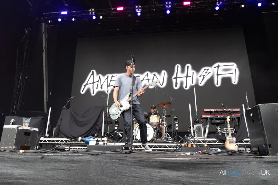 Punk Rock, Power Chords and Pure Joy Frank Turner & Bowling For Soup at Cardiff Castle, Cardiff - photo 3