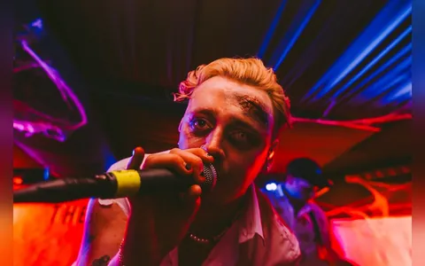 ONLY THE POETS dazzled The Louisiana in Bristol