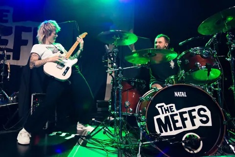 Live music photo