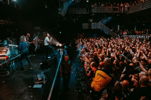 IDLES paid tribute to their close friend and Ukrainian immigrant Danny Nedelko towards the end of their set