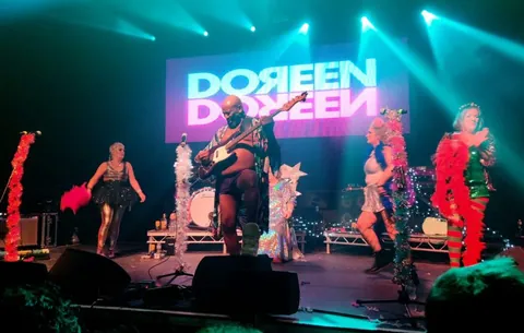 DOREEN DOREEN at SWX