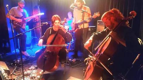 DOMINIE HOOPER at EXCHANGE