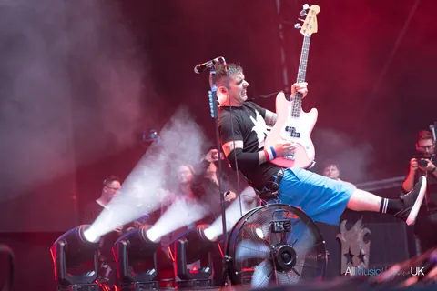 Punk Rock, Power Chords and Pure Joy Frank Turner & Bowling For Soup at Cardiff Castle, Cardiff