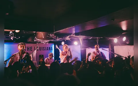 ONLY THE POETS dazzled The Louisiana in Bristol
