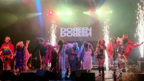 DOREEN DOREEN at SWX