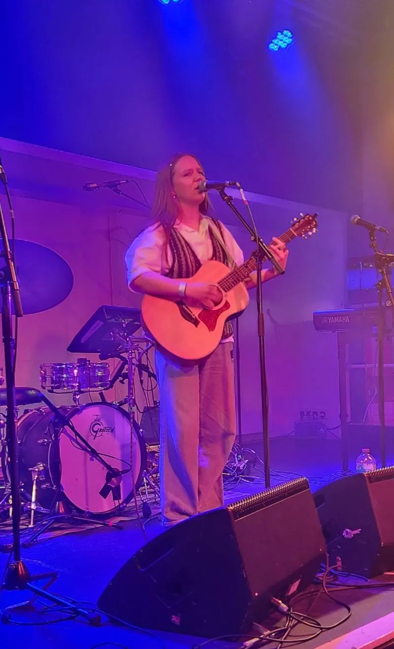 HOLYSSEUS FLY at STRANGE BREW - photo 2