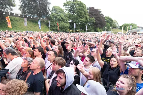 Punk Rock, Power Chords and Pure Joy Frank Turner & Bowling For Soup at Cardiff Castle, Cardiff