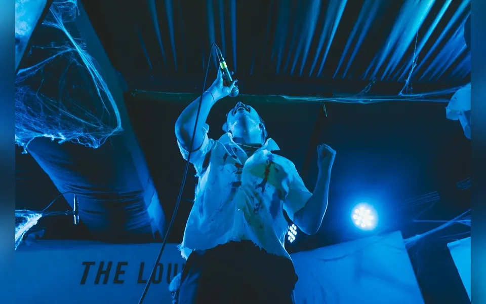 ONLY THE POETS dazzled The Louisiana in Bristol with a 'ghoulish' Halloween performance - photo 8