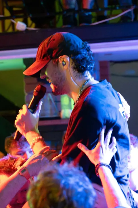 Snayx: ‘a mosh pit waiting to happen’