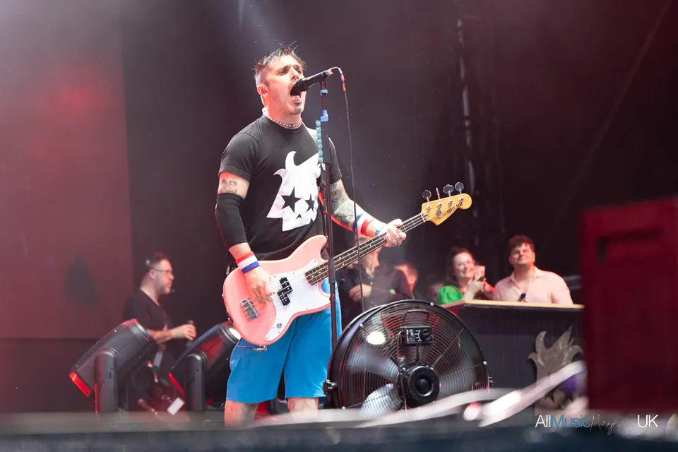 Punk Rock, Power Chords and Pure Joy Frank Turner & Bowling For Soup at Cardiff Castle, Cardiff - photo 32