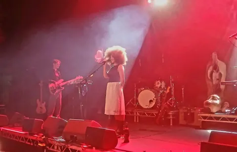 English Teacher singer Lily astounded the crowd with her impressive vocal range
